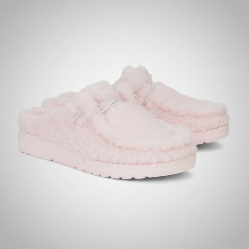 Cozy And Comfortable Fur Slippers