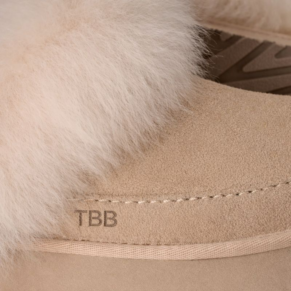 Women Disquette Chalet