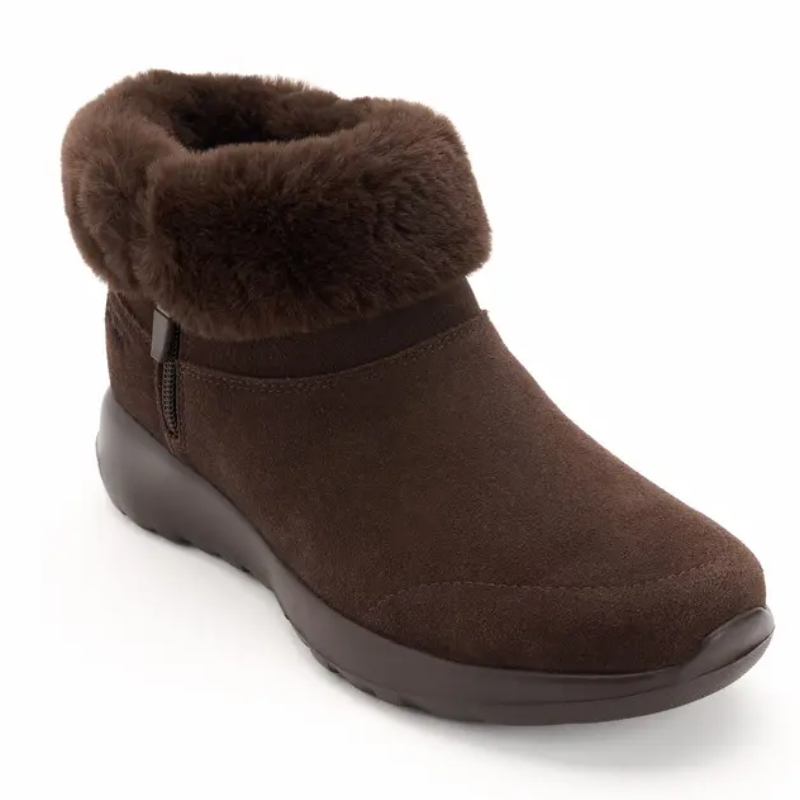 Slip On Water Resistant Winter Walking Boots For Women