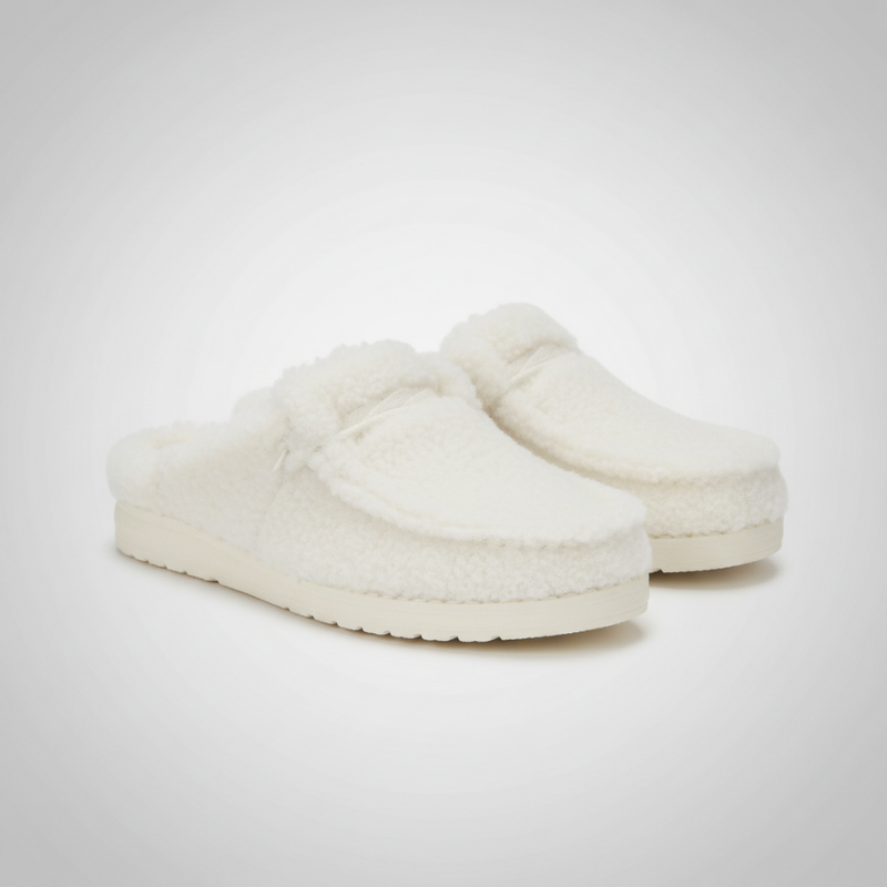 Cozy And Comfortable Fur Slippers