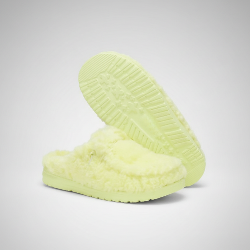 Cozy And Comfortable Fur Slippers