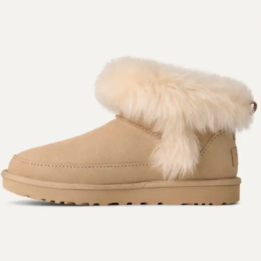 Classic Ultra Mini Chalet Boots