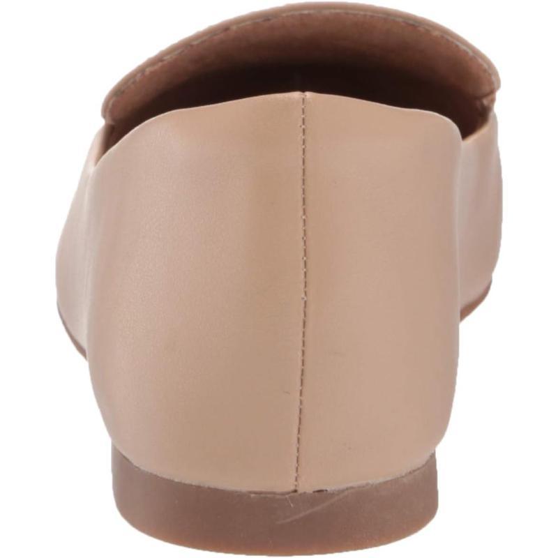 Sleek Minimalist Leather Loafers For Women - The Boston Boots