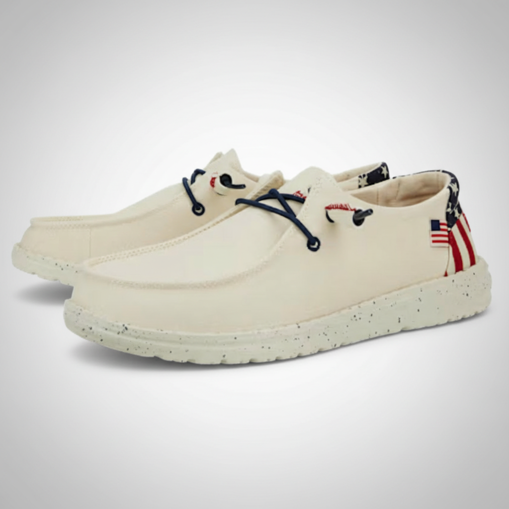 Stylish Americana Design Casual Canvas Shoes