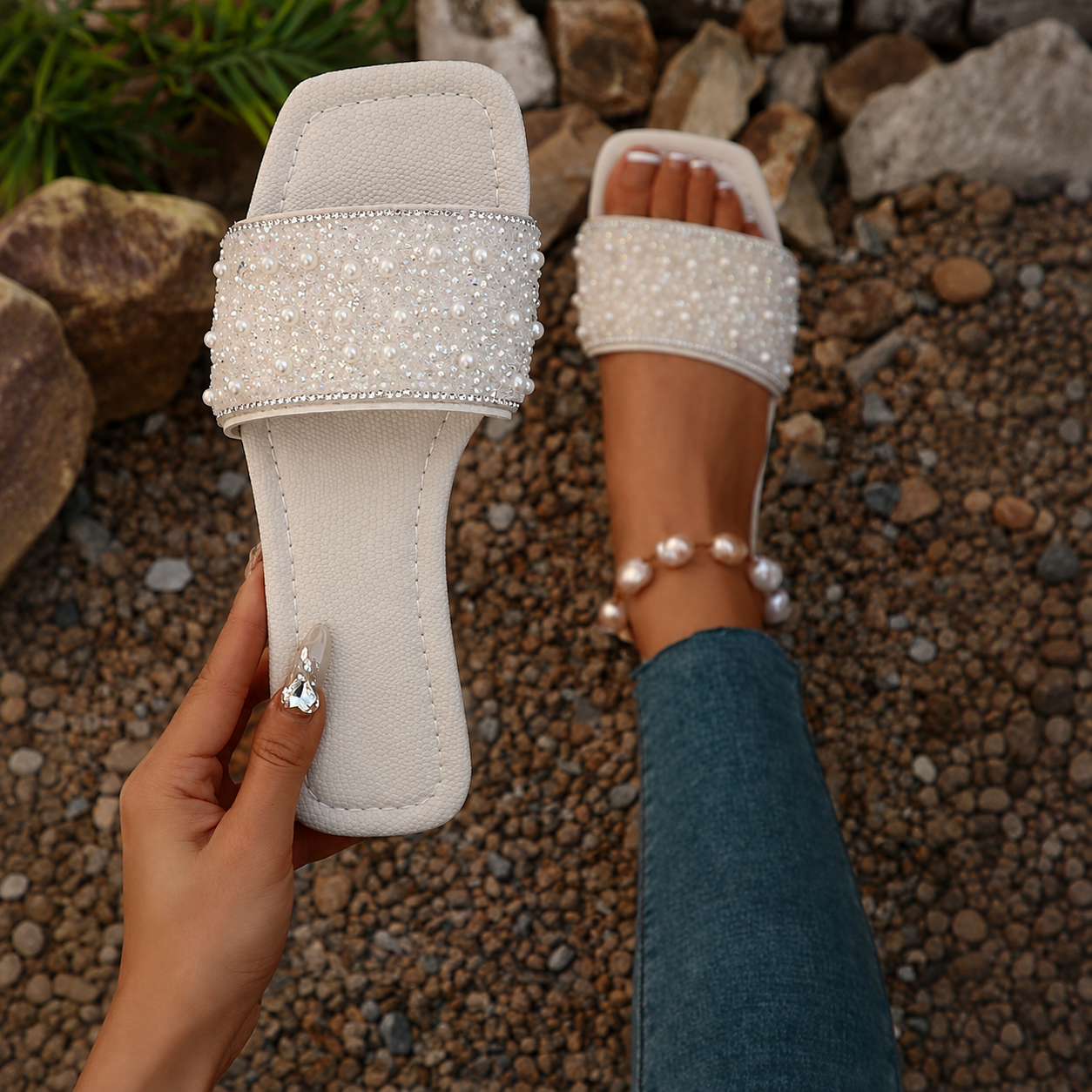 Classic Slip On Flat Sandals With Sparkling Detail For Women