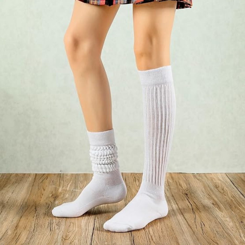 Women 2 Pairs of Slouch Scrunch Socks