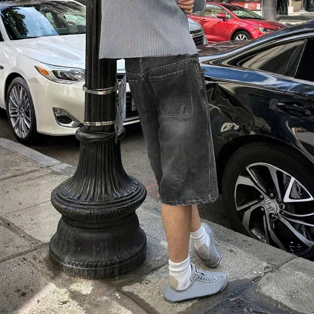Loose Wide Denim Bermuda Shorts For Men
