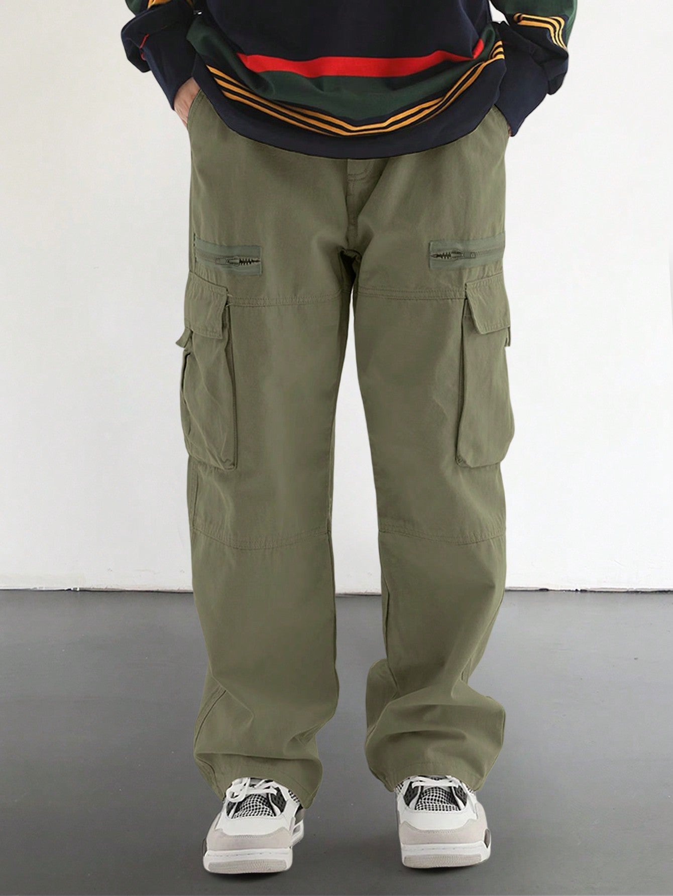 Cargo Pants With Flap And Side Pockets-Vacay Outfit