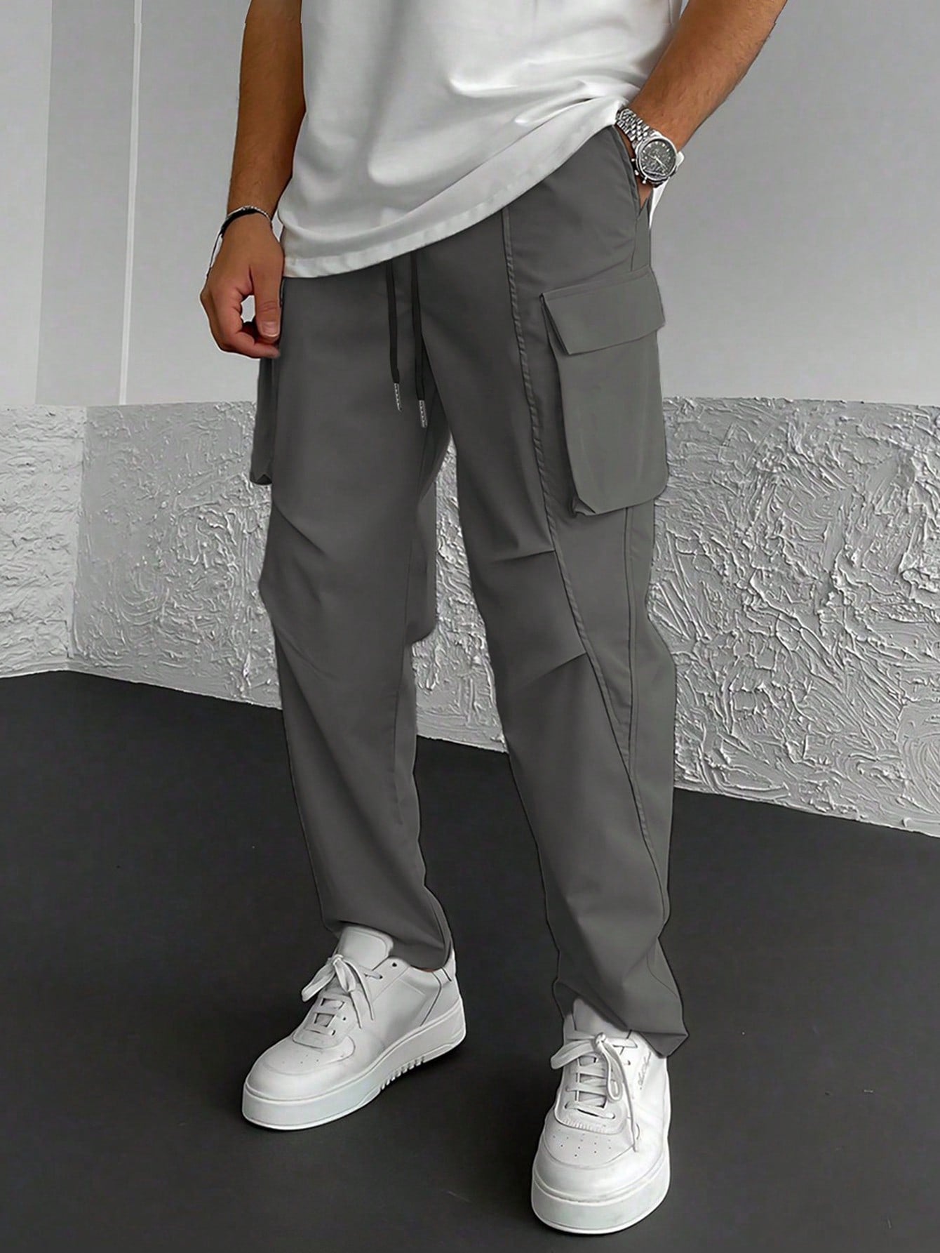 Loose Fit Cargo Pants With Flap Pockets-Vacay Outfit