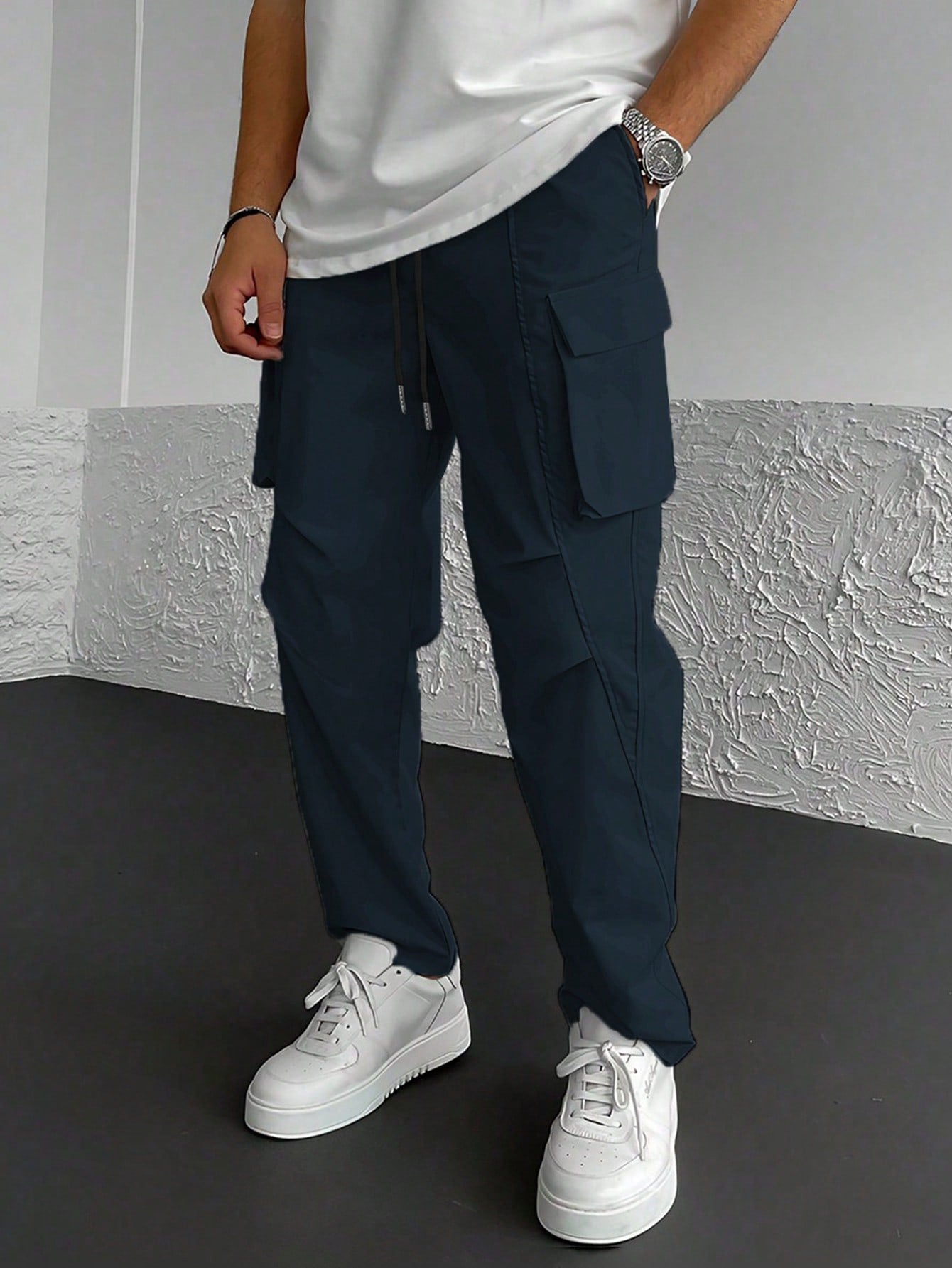 Loose Fit Cargo Pants With Flap Pockets-Vacay Outfit