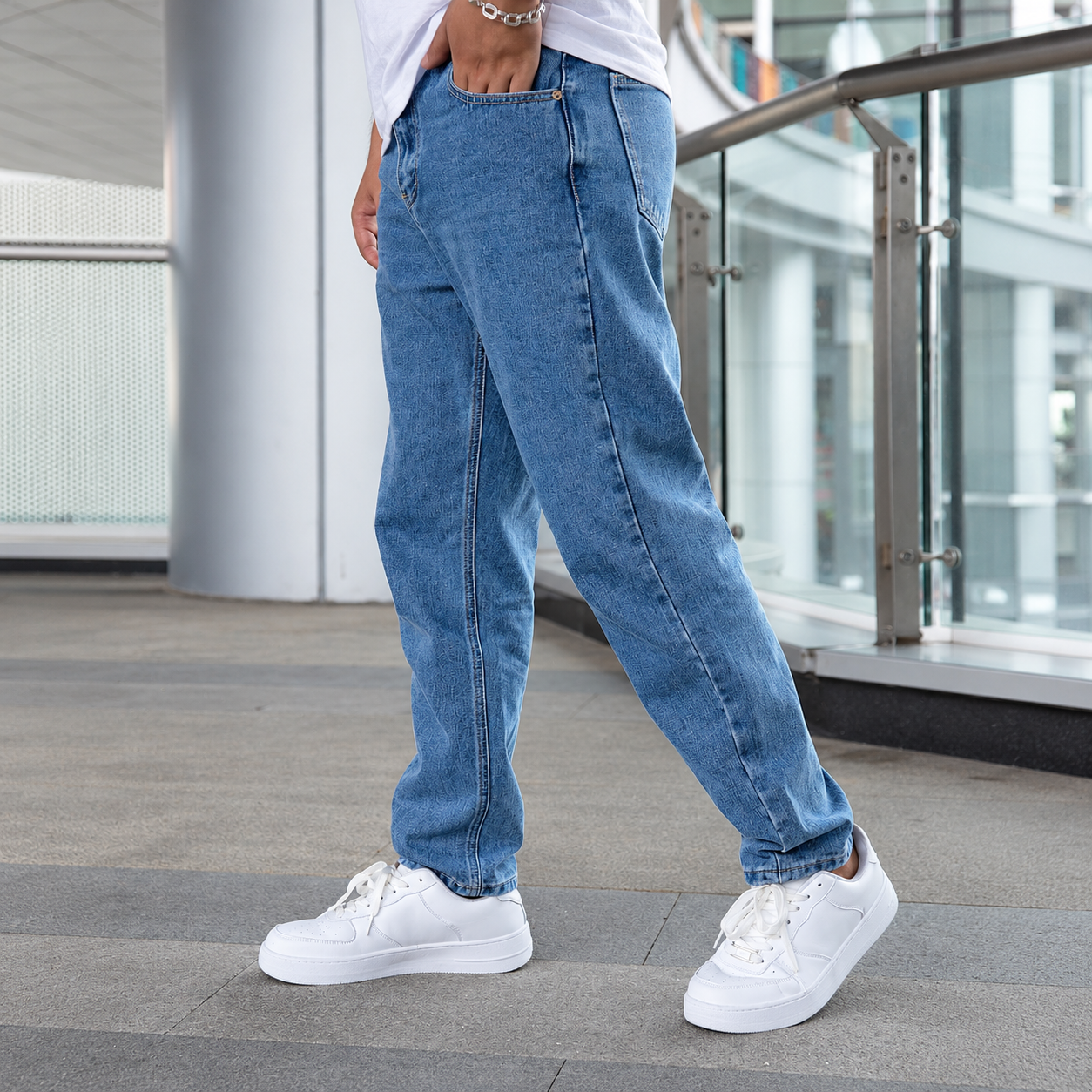 Stonewashed Tapered Casual Jeans With Pockets For Men