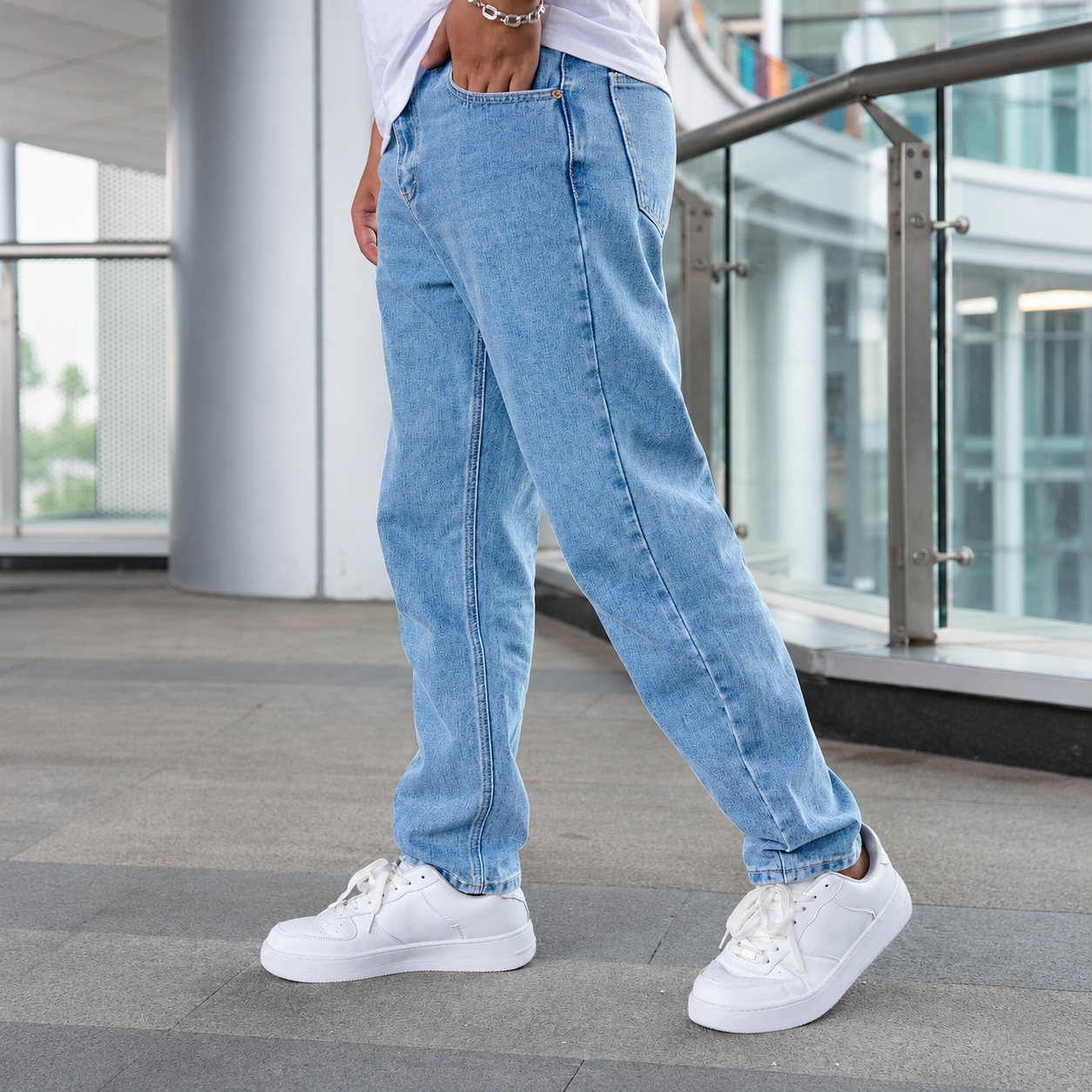 Stonewashed Tapered Casual Jeans With Pockets For Men