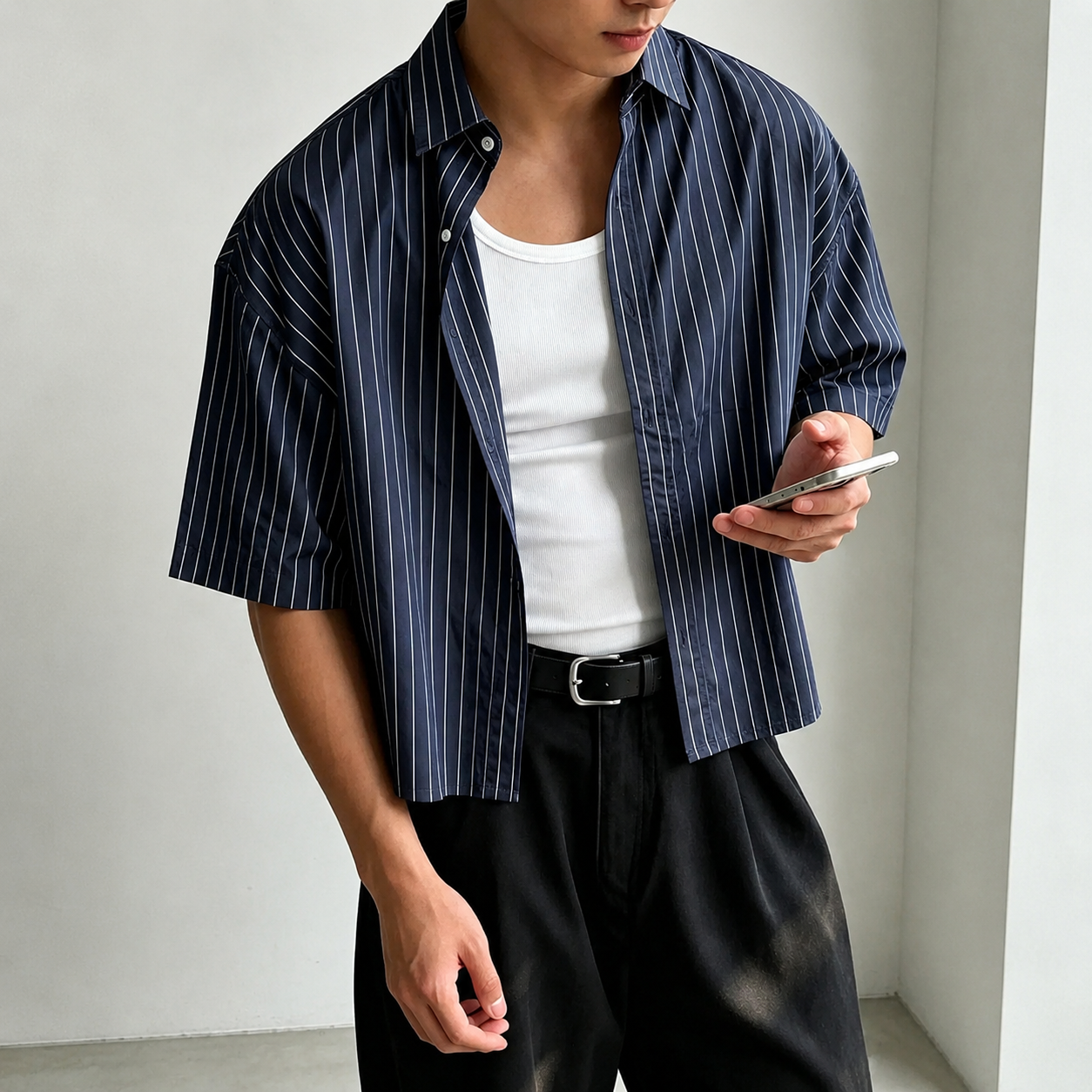 Loose Fit Vertical Stripe Short Sleeve Button Up Casual Shirt For Men