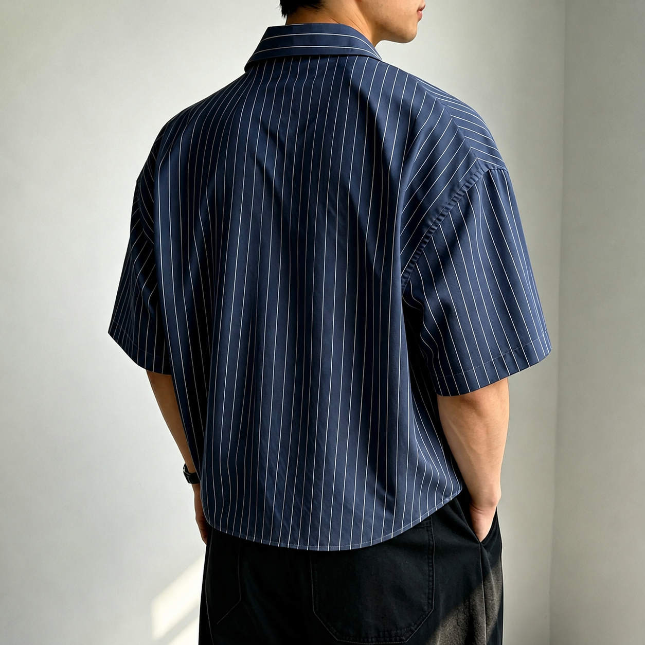 Loose Fit Vertical Stripe Short Sleeve Button Up Casual Shirt For Men