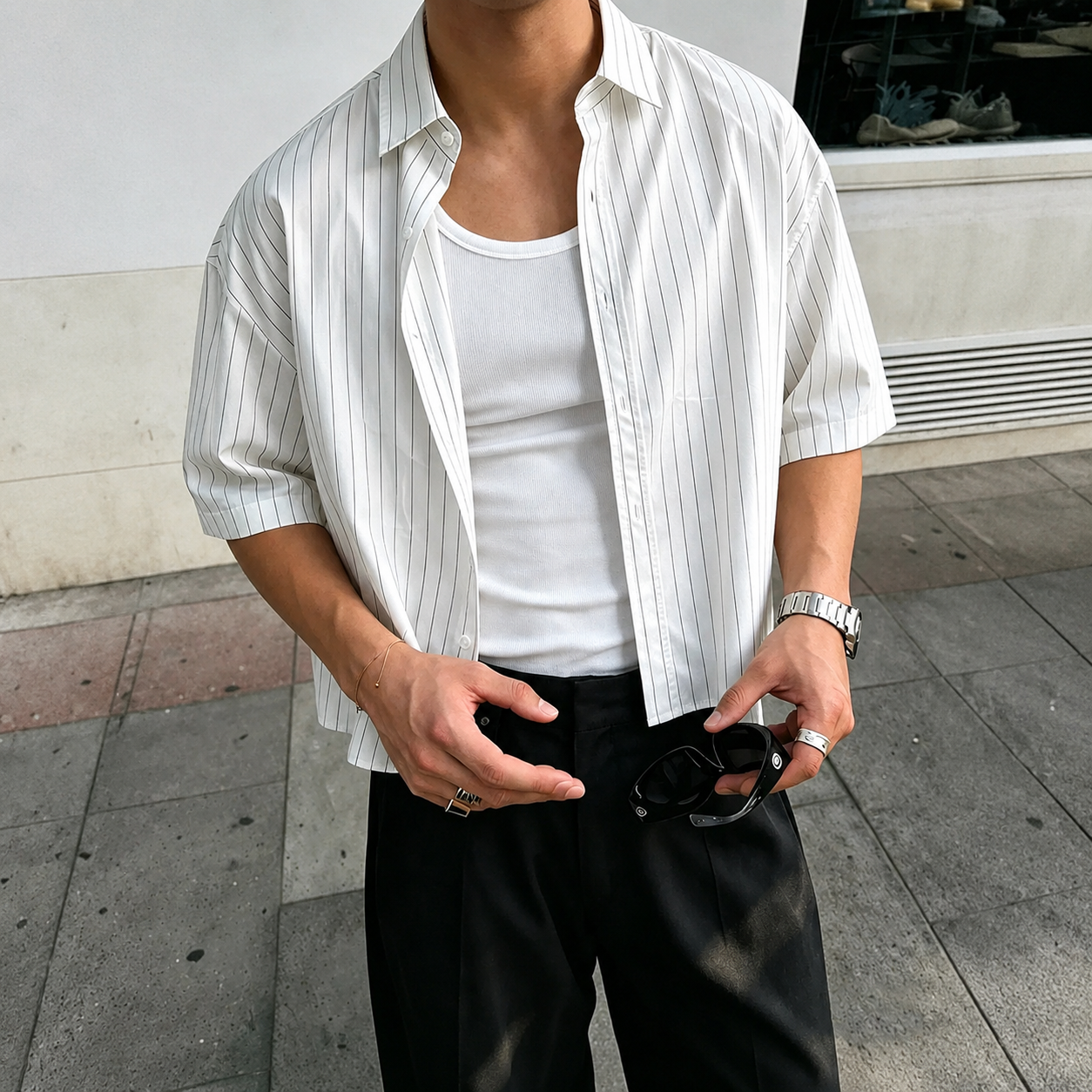 Loose Fit Vertical Stripe Short Sleeve Button Up Casual Shirt For Men