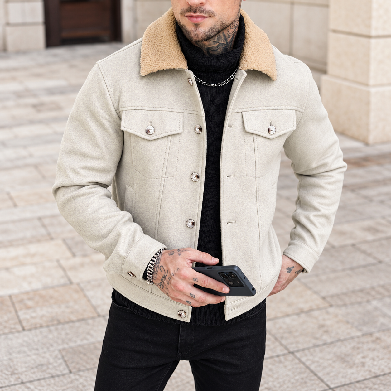 Khaki · M