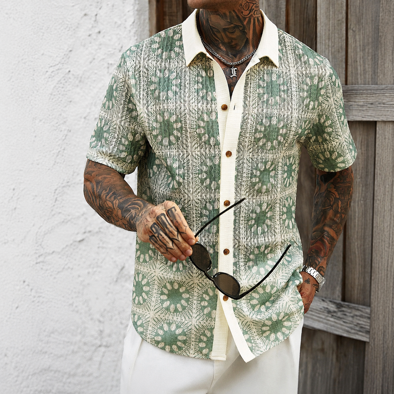 Lightweight Printed Short Sleeve Button Up Casual Holiday Shirt For Men