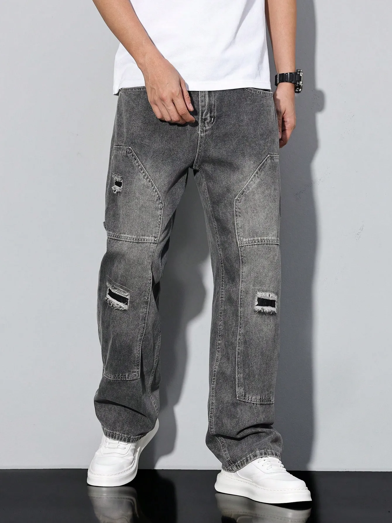 Simple Ripped Pocket Jeans Regular Fit Mid Rise For Men