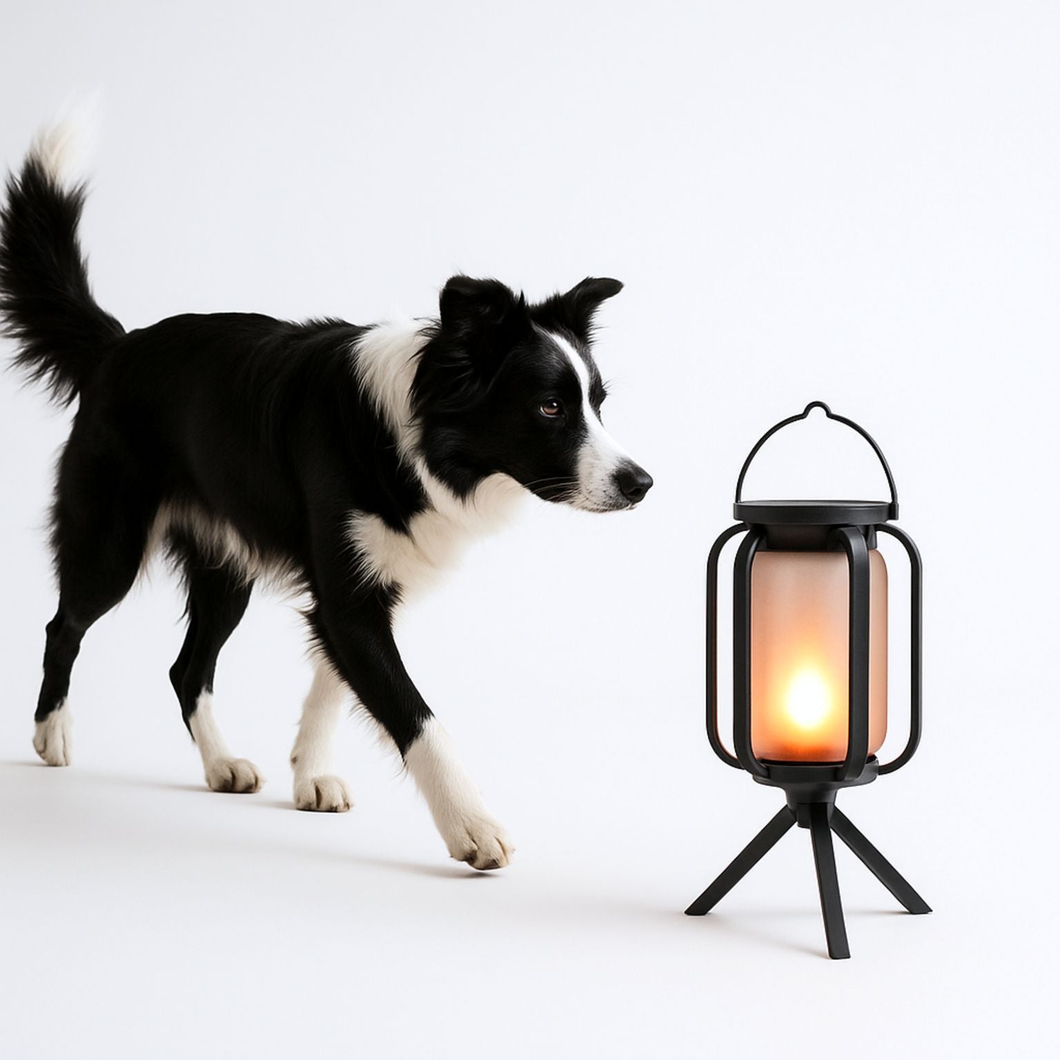 Realistic Solar Outdoor Automatic Firelight Lantern