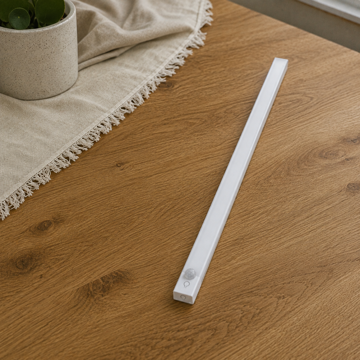 Motion Sensor LED Night Light With 3 Temperatures And USB Charging