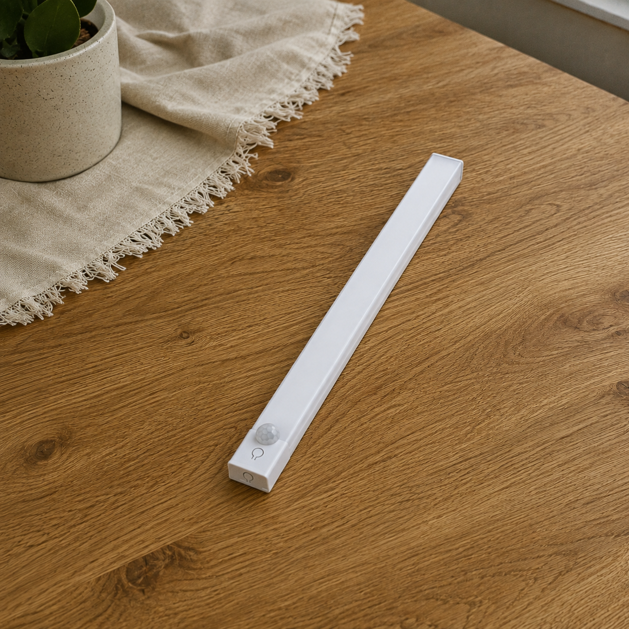 Motion Sensor LED Night Light With 3 Temperatures And USB Charging