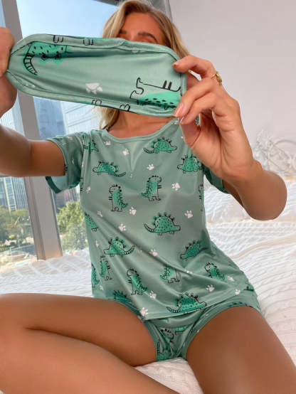 Cartoon Graphic Print Tee And Shorts Set-Soco Hoodie