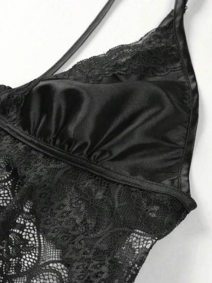 Contrast Lace Harness Satin Cami Top And Shorts Set-Soco Hoodie