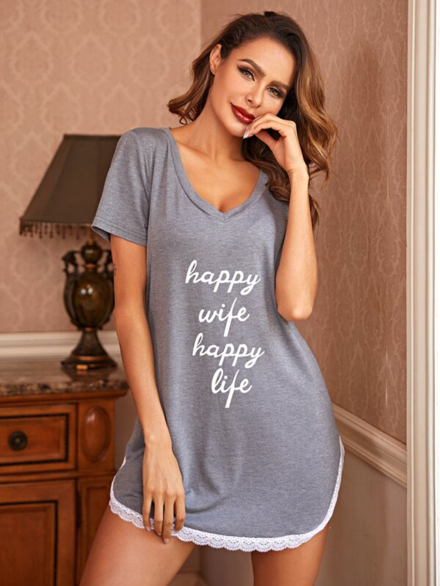 Contrast Lace Slogan Graphic Nightdress-Soco Hoodie