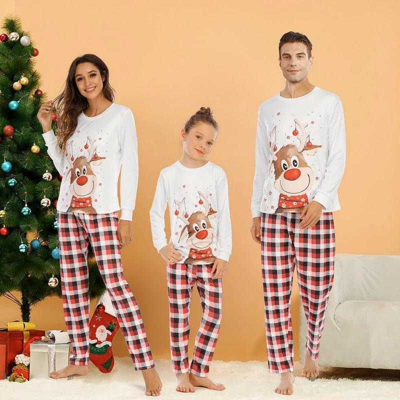 Deer Xmas Sleepwear Pajamas Woman
