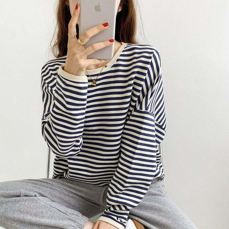 Long Sleeved Striped Sweatshirt For Women-Soco Hoodie