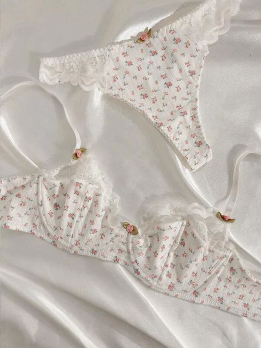 Ditsy Floral Print Contrast Lace Lingerie Set-Soco Hoodie