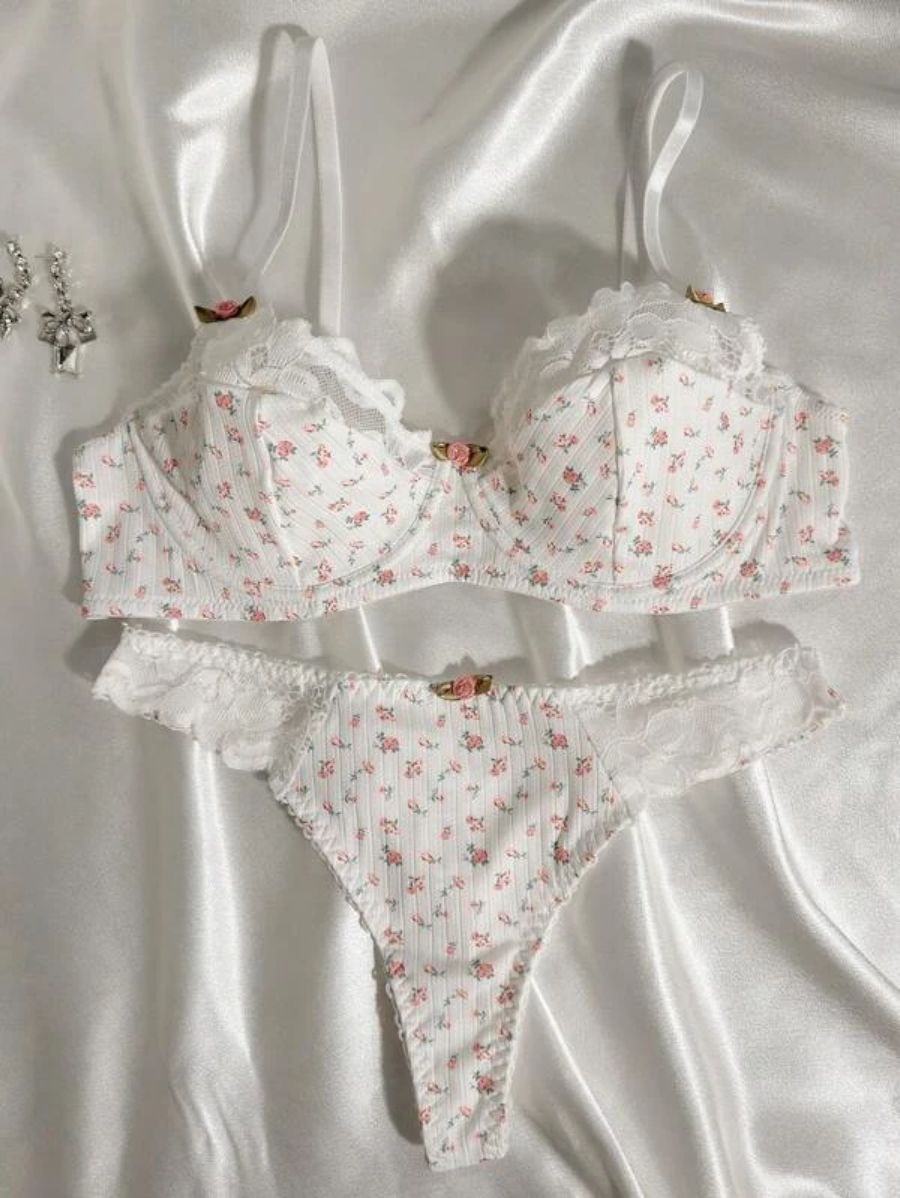 Ditsy Floral Print Contrast Lace Lingerie Set-Soco Hoodie