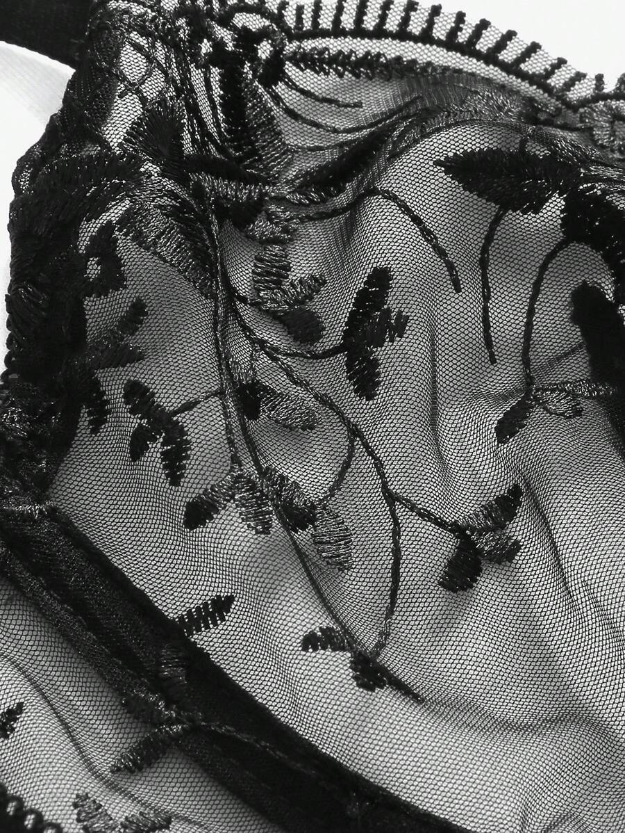 2 Pieces Embroidered Underwire Lingerie Set-Soco Hoodie