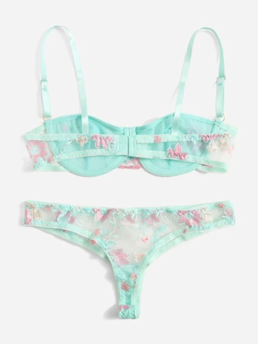 Embroidery Mesh Design Underwire Lingerie Set-Soco Hoodie