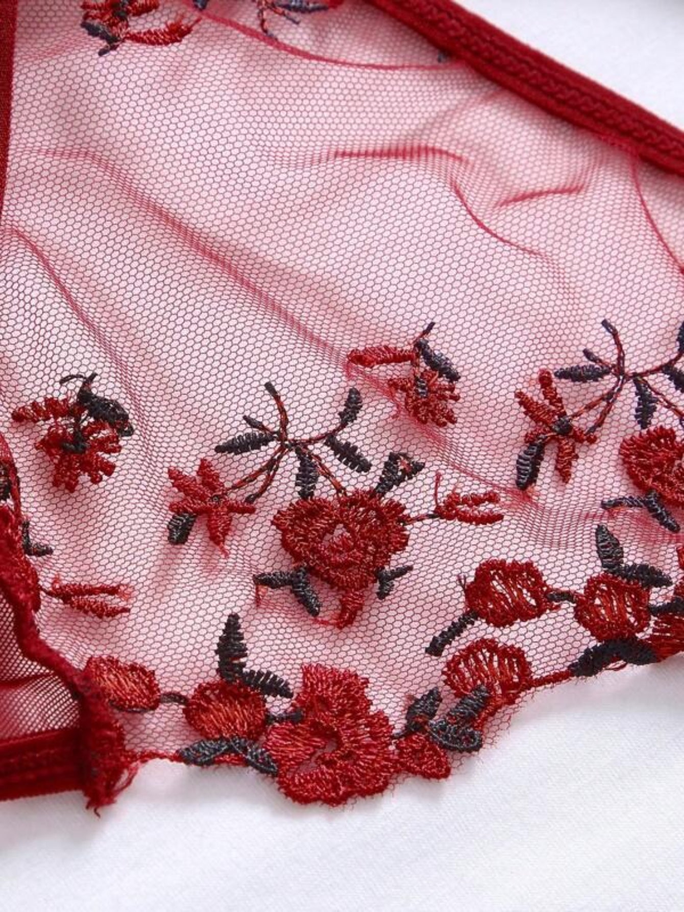 Embroidery Mesh Lingerie Set-Soco Hoodie