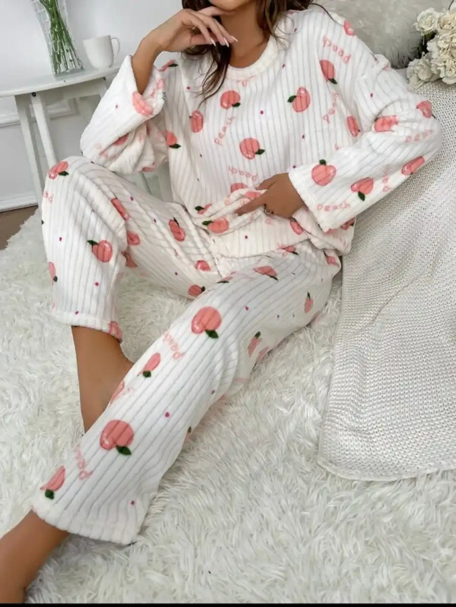 Letter And Peach Pattern Flannelette Pajama Set-Soco Hoodie