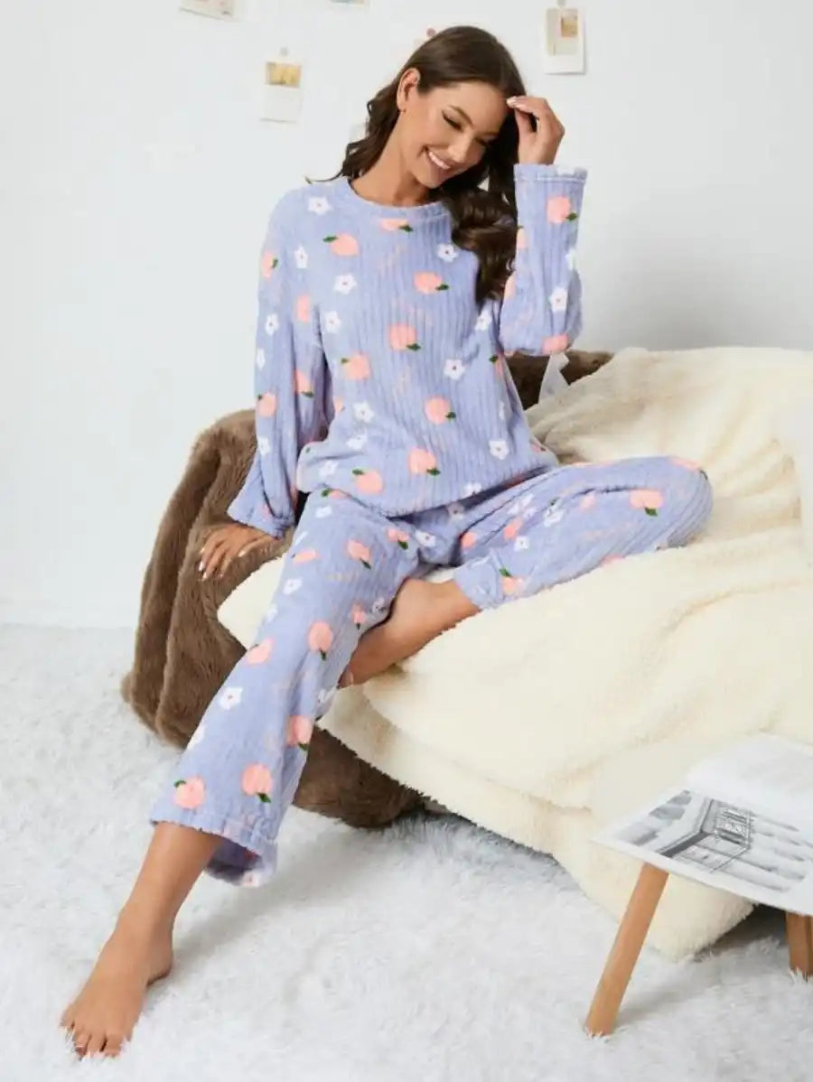 Floral And Peach Pattern Flannelette Pajama Set-Soco Hoodie