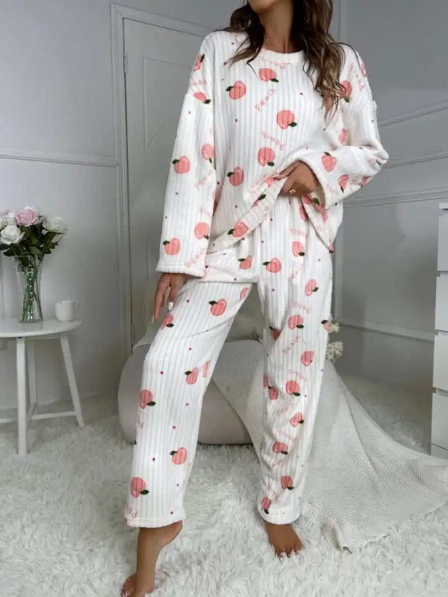 Letter And Peach Pattern Flannelette Pajama Set-Soco Hoodie