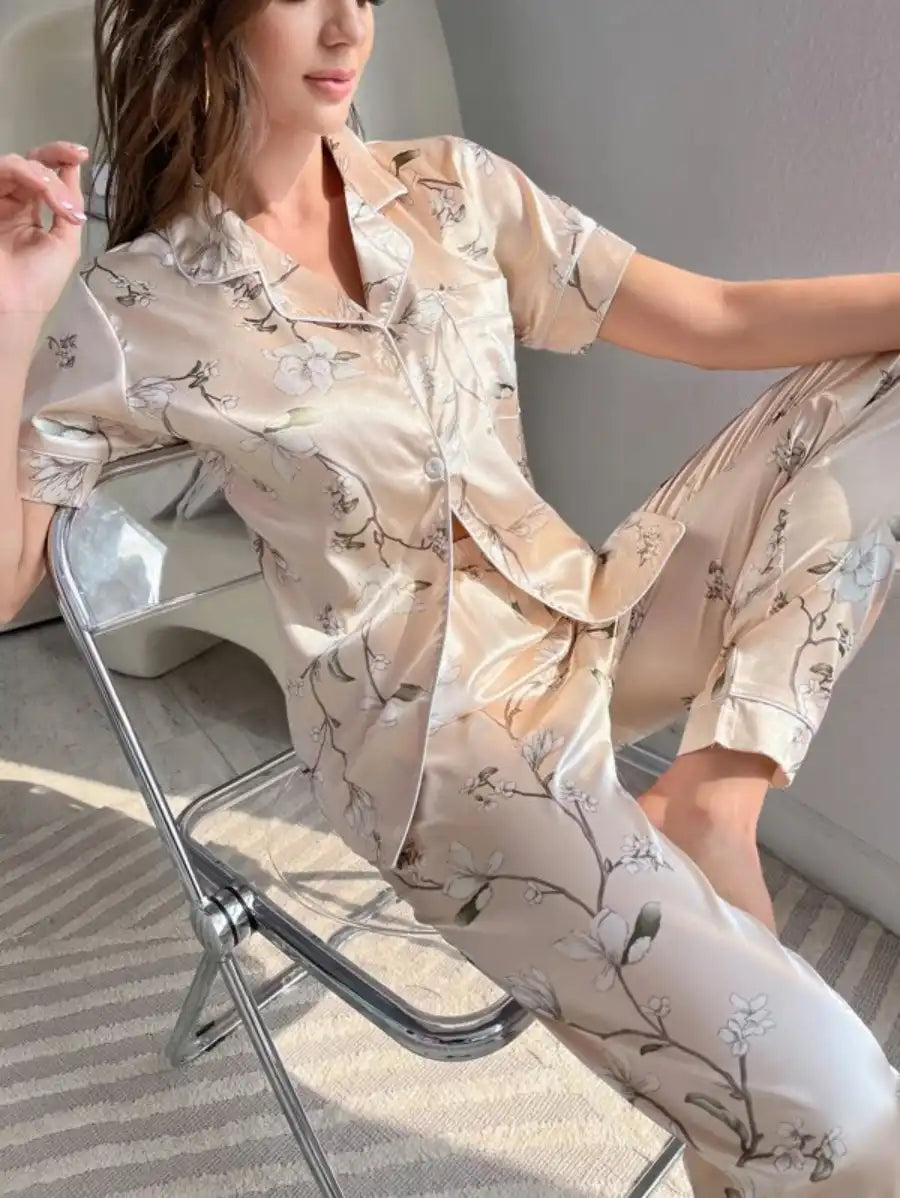 Floral Contrast Piping Satin Blouse And Pants Pajama Set-Soco Hoodie