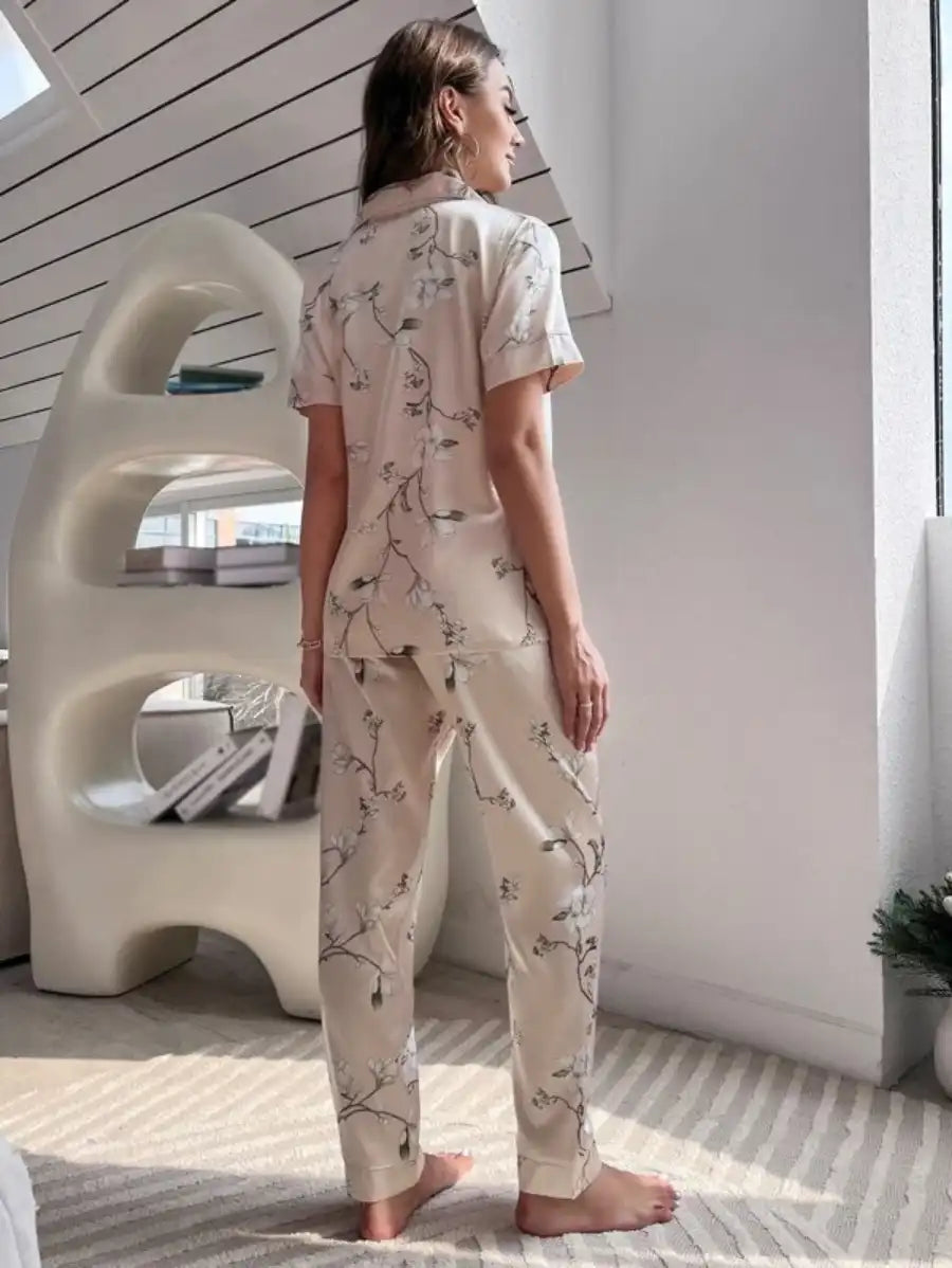 Floral Contrast Piping Satin Blouse And Pants Pajama Set-Soco Hoodie