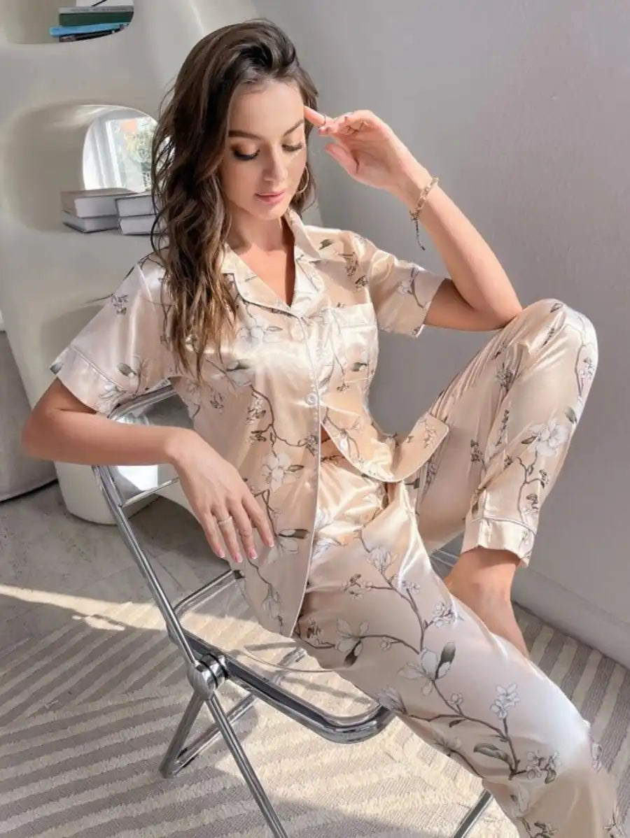 Floral Contrast Piping Satin Blouse And Pants Pajama Set-Soco Hoodie