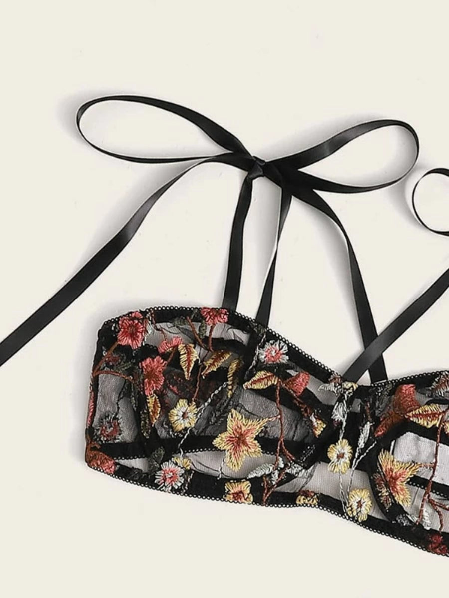 Floral Embroidery Bra And Side Tie Thong-Soco Hoodie
