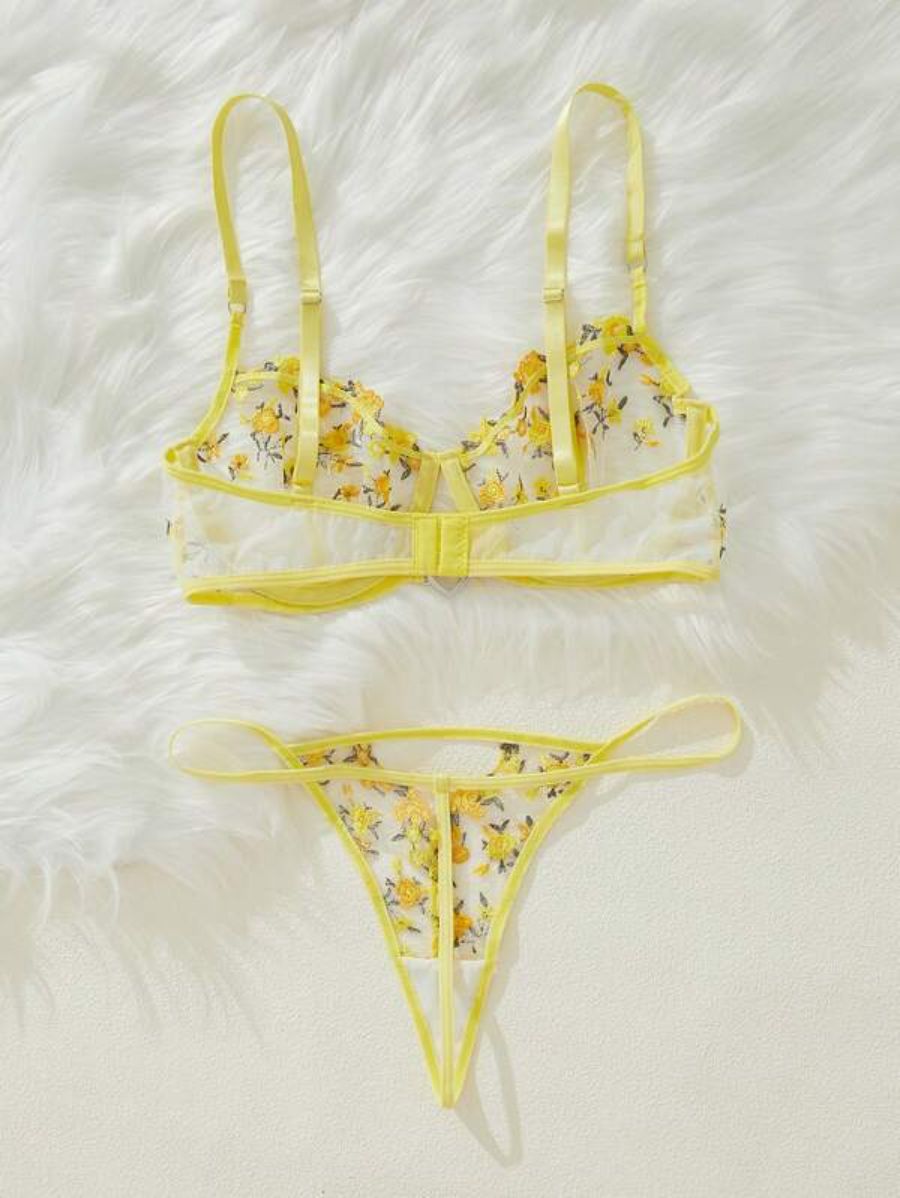Floral Embroidery Lingerie Set-Soco Hoodie