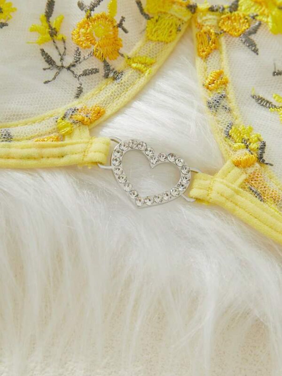 Floral Embroidery Lingerie Set-Soco Hoodie