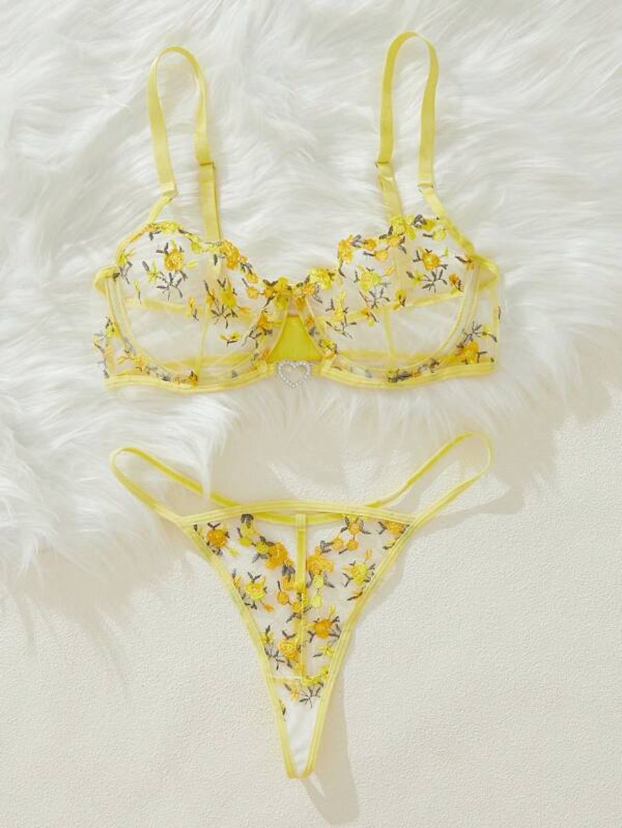 Floral Embroidery Lingerie Set-Soco Hoodie