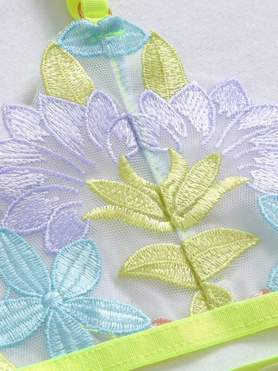 Floral Embroidery Underwire Garter Lingerie Set-Soco Hoodie