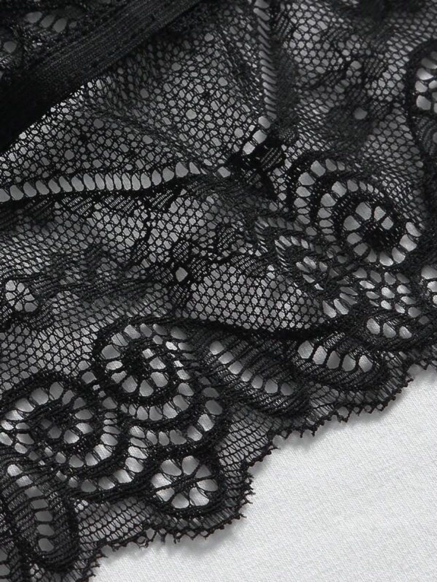 Floral Lace Bralette And Floral Pattern Panty Lingerie Set-Soco Hoodie