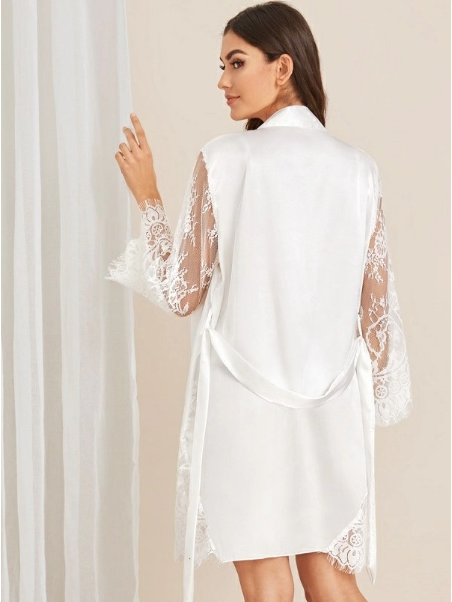 Floral Lace Satin Belted Robe-Soco Hoodie
