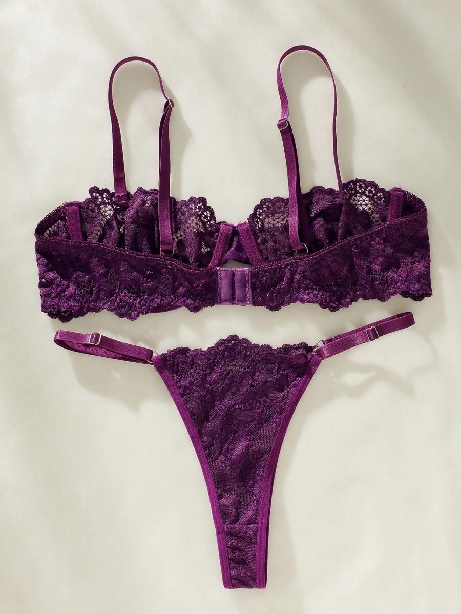 Floral Lace Underwire Thongs Lingerie Set-Soco Hoodie