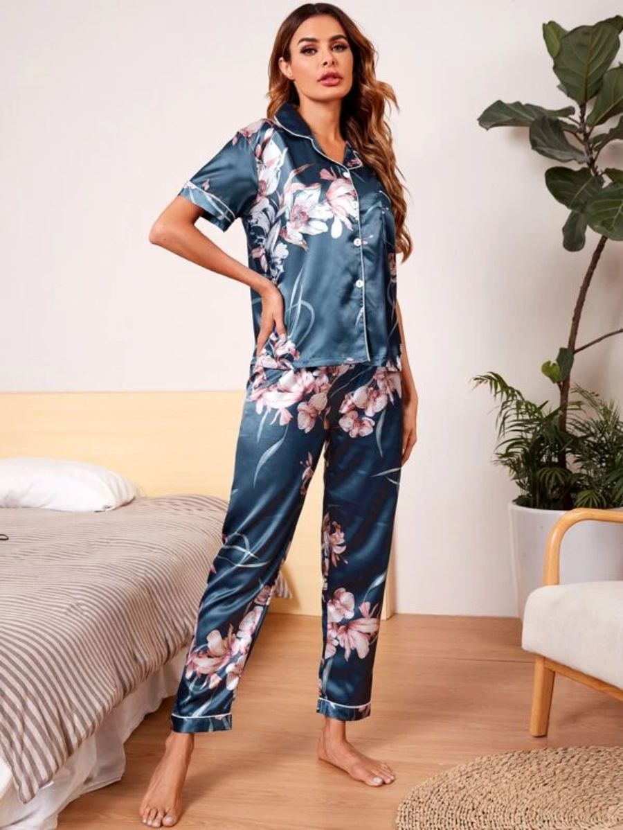 Floral Pattern Satin Lapel Pajama Set-Soco Hoodie